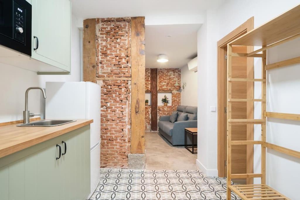 Nice Flat In Lavapies At Street Level S23A Madri Exterior foto